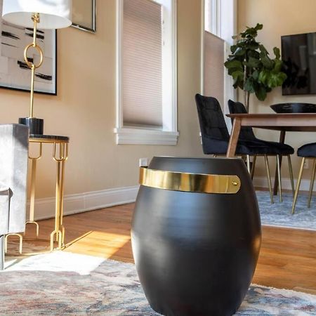 Appartamento Getaway In The Heart Of Pilsen Chicago Esterno foto