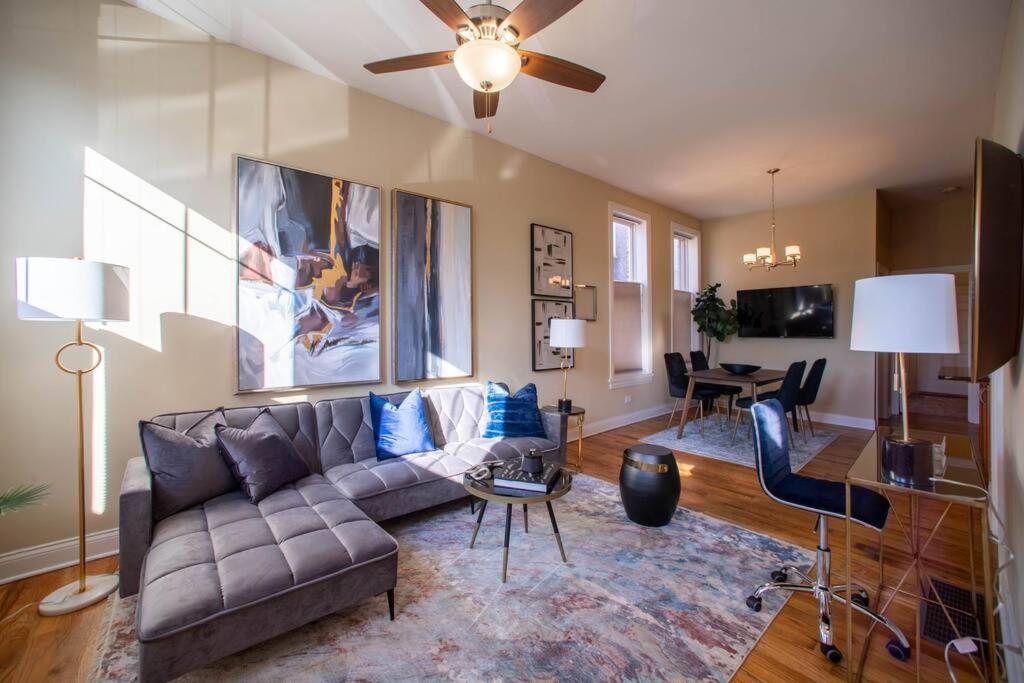 Appartamento Getaway In The Heart Of Pilsen Chicago Esterno foto